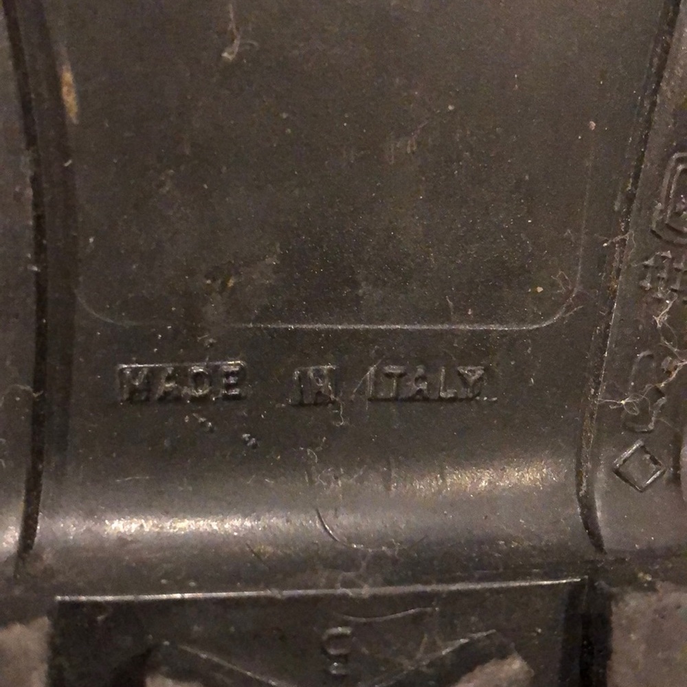 Authentic Burberry rain boots - Picture 7 of 7